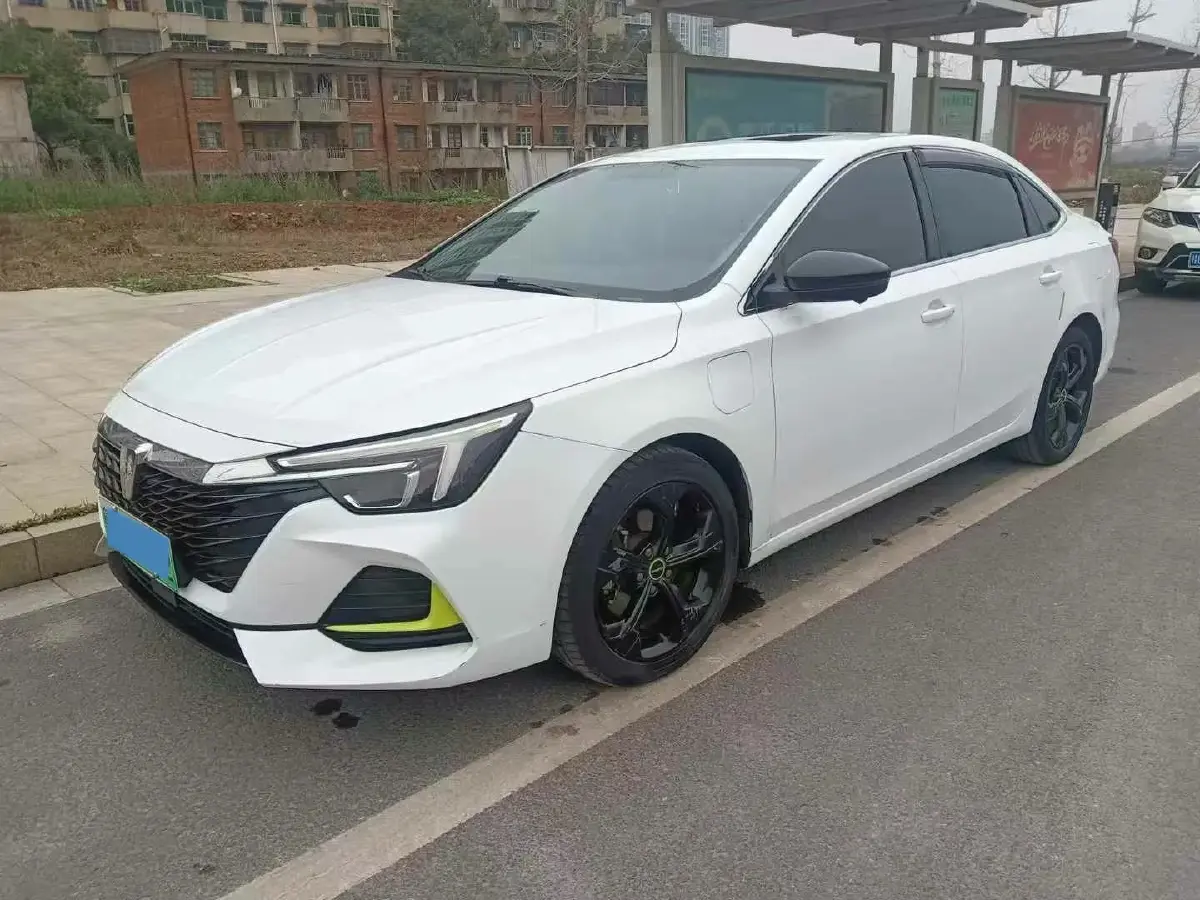 2020 Roewe i6 MAX 1.5T 169HP L4 AMT PHEV