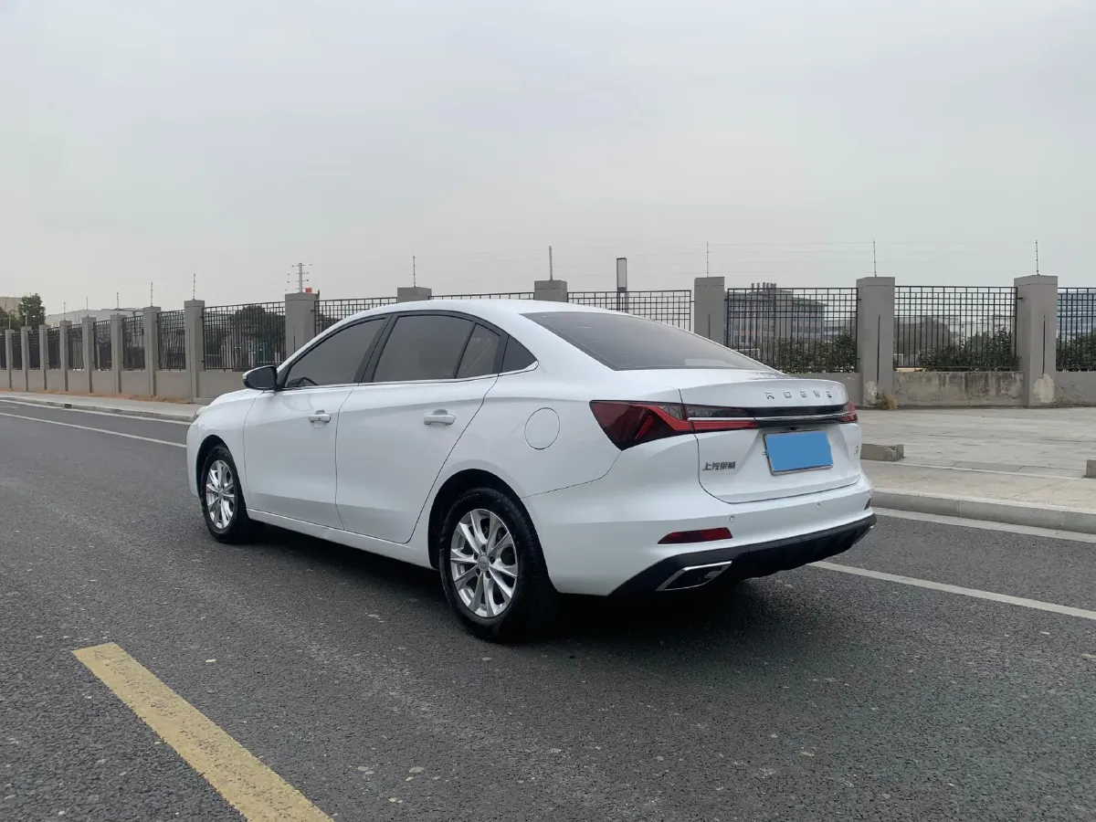 2022 MG 5 Scorpio 1.5T 181HP L4 7DCT,autocango,china used car exporter,china ev exporter,chinese used car exporter,chinese used ev exporter