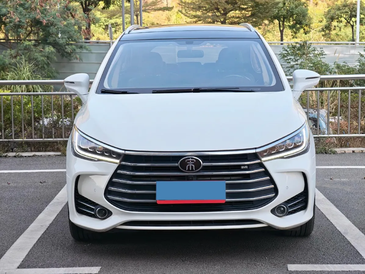 2017 BYD Song MAX 1.5T 154HP L4 6DCT,autocango,china used car exporter,china ev exporter,chinese used car exporter,chinese used ev exporter