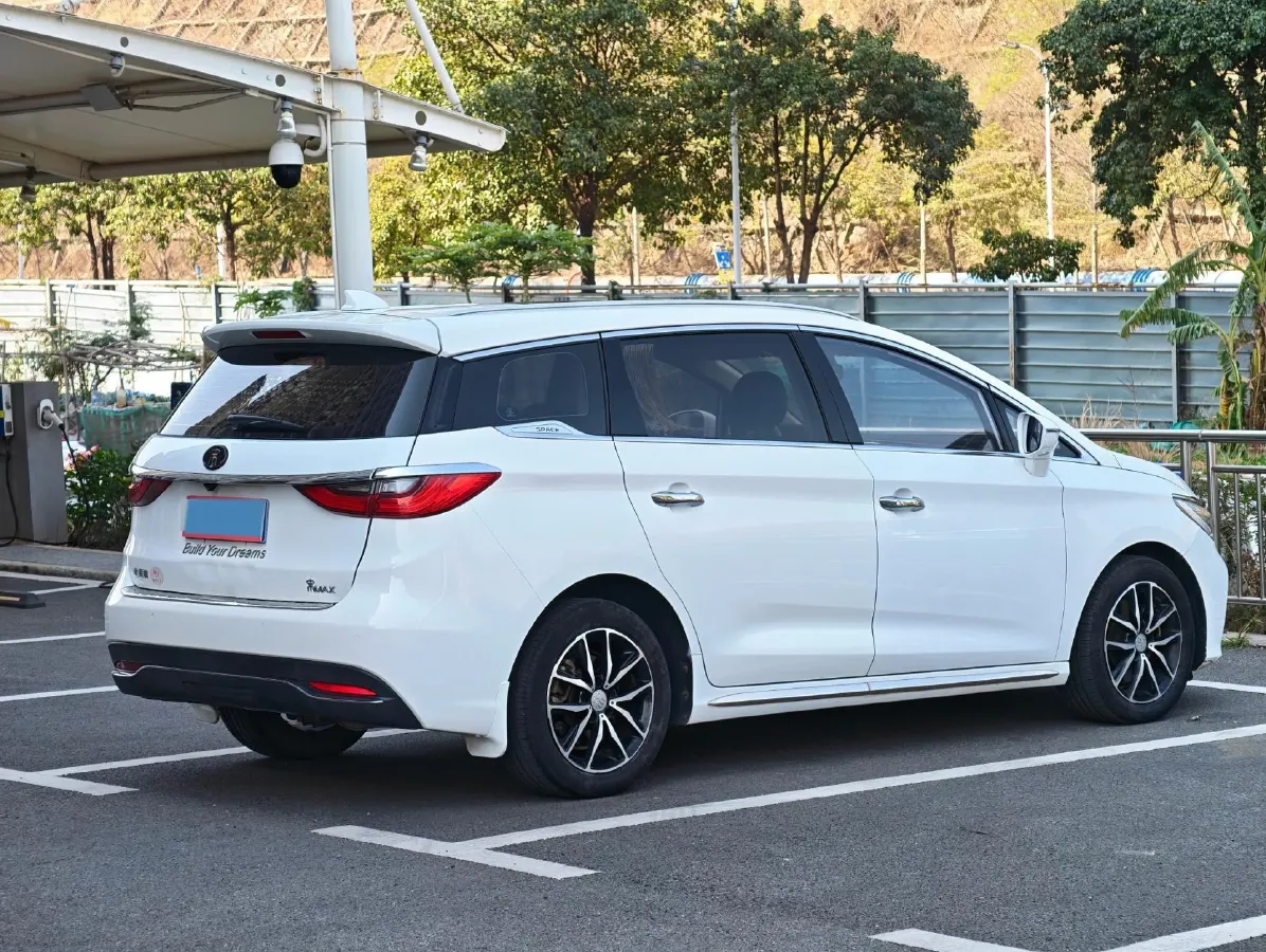 2017 BYD Song MAX 1.5T 154HP L4 6DCT,autocango,china used car exporter,china ev exporter,chinese used car exporter,chinese used ev exporter