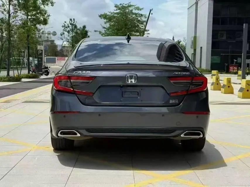 2022 Honda Accord 1.5T 194HP L4 CVT,autocango,china used car exporter,china ev exporter,chinese used car exporter,chinese used ev exporter