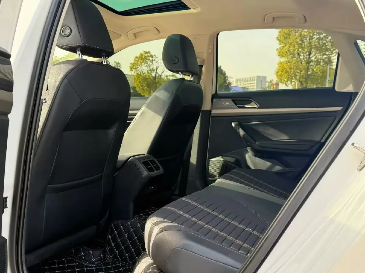 2022 Volkswagen Sagitar 1.2T 116HP L4 7DCT,autocango,china used car exporter,china ev exporter,chinese used car exporter,chinese used ev exporter