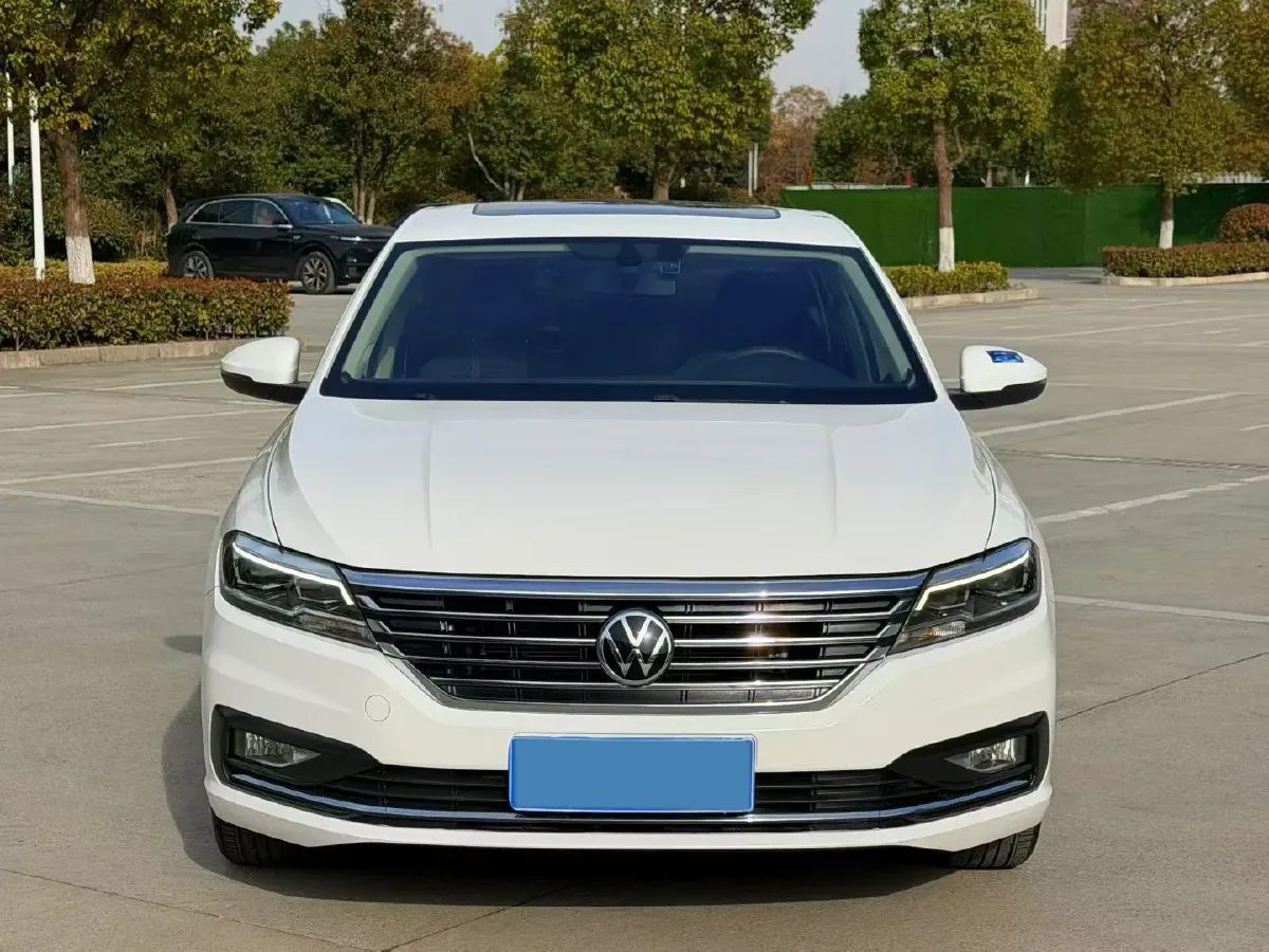 2022 Volkswagen Sagitar 1.2T 116HP L4 7DCT,autocango,china used car exporter,china ev exporter,chinese used car exporter,chinese used ev exporter