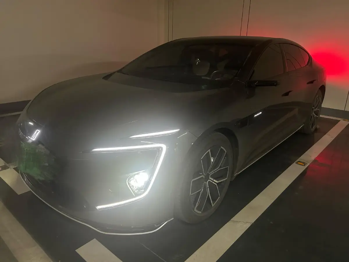 2025 Avatr 12 BEV 94.53KWH