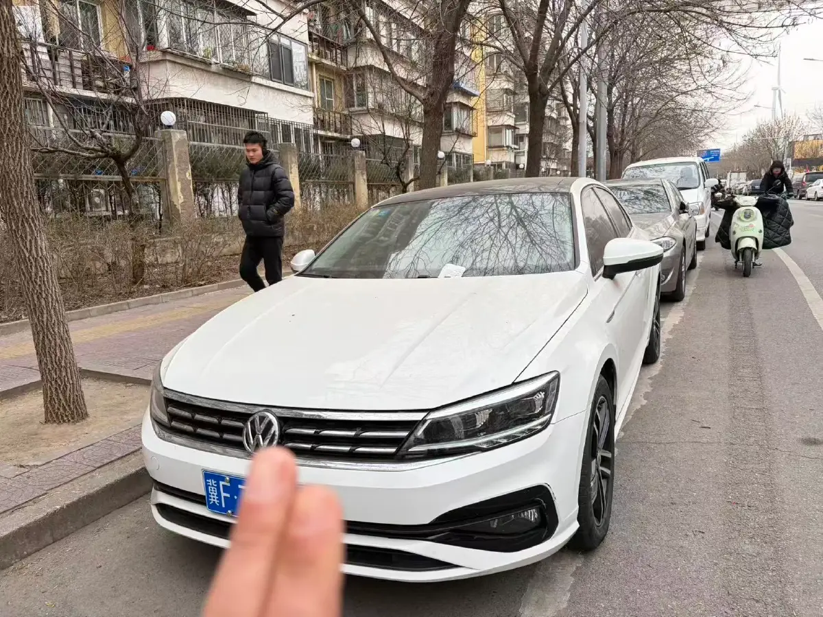 2019 Volkswagen Passat 1.4T 150HP L4 7DCT