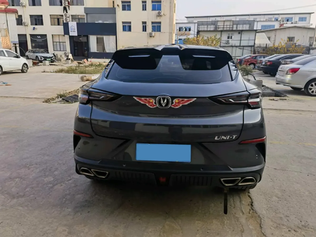 2022 ChangAn UNI-T 1.5T 188HP L4 7DCT,autocango,china used car exporter,china ev exporter,chinese used car exporter,chinese used ev exporter