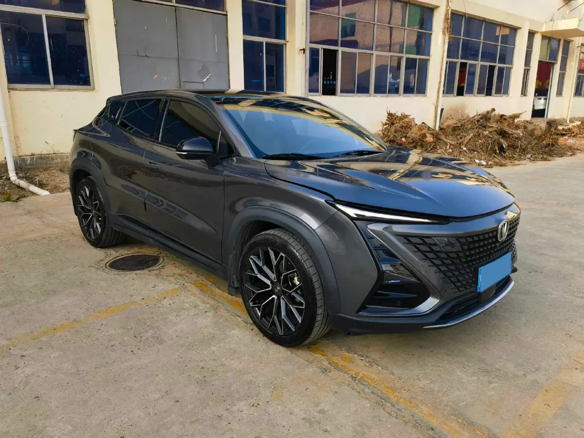 2022 ChangAn UNI-T 1.5T 188HP L4 7DCT,autocango,china used car exporter,china ev exporter,chinese used car exporter,chinese used ev exporter