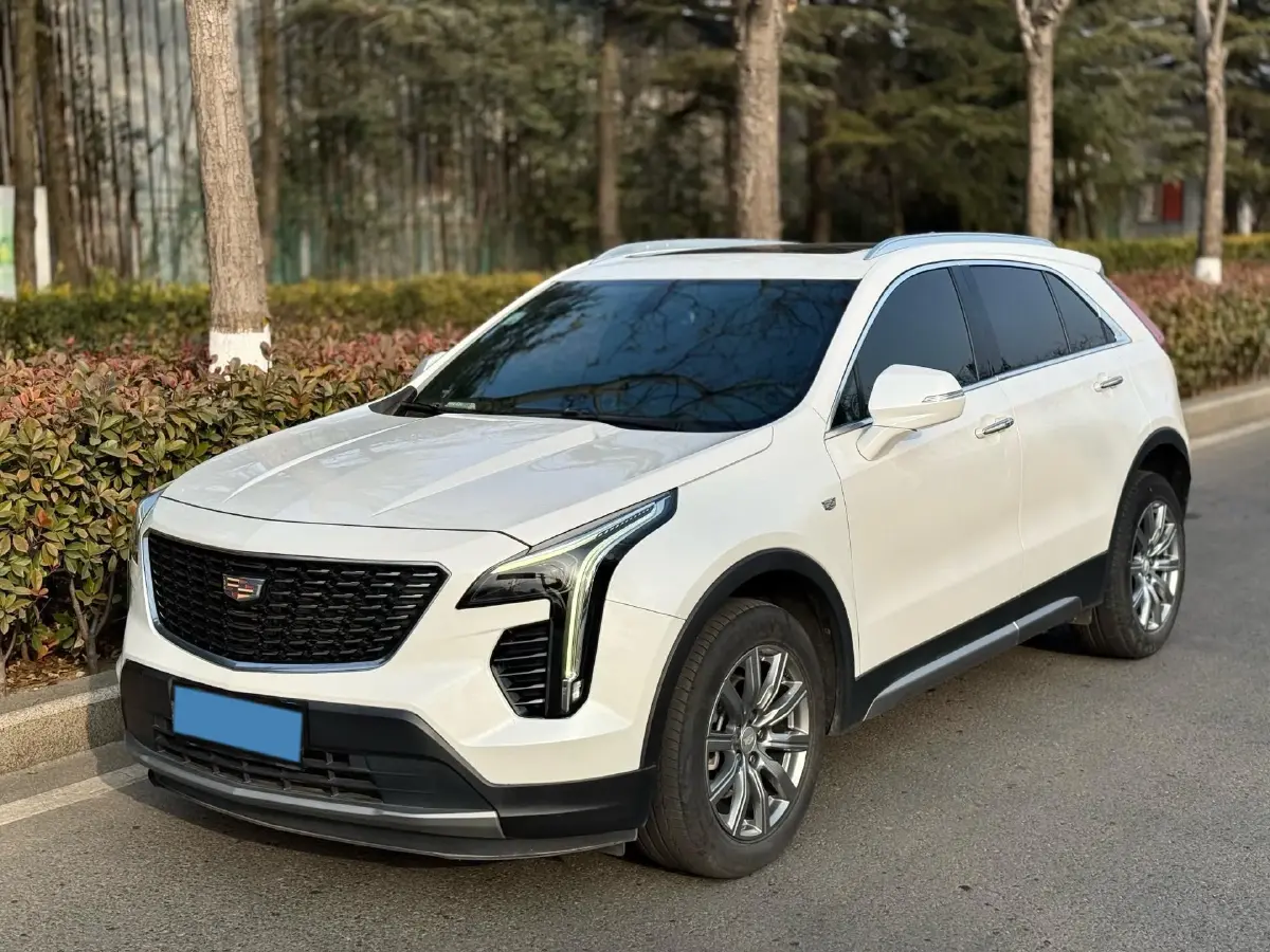 2021 Cadillac XT4 2.0T 237HP L4 9AT