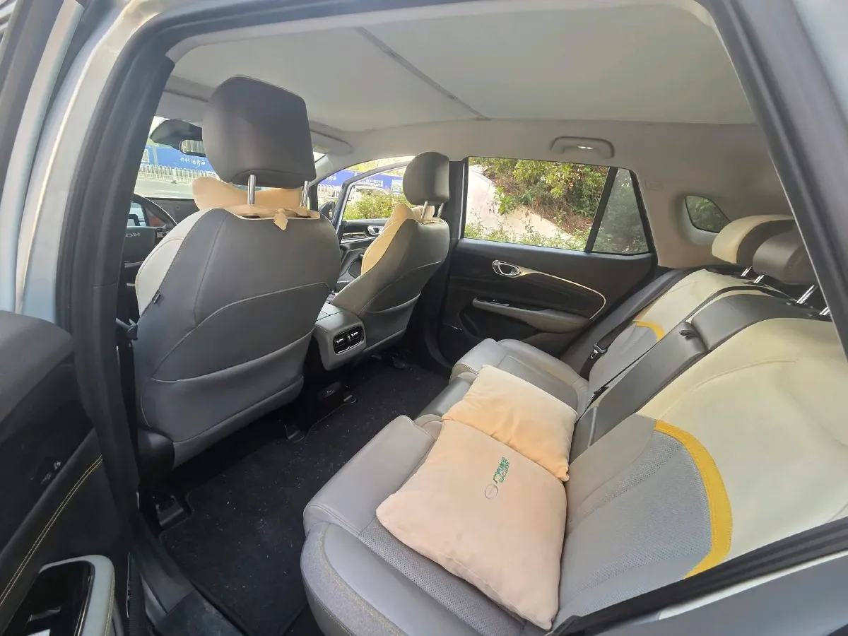 2021 Ford New Era Transit 2.2T 140HP L4 6AMT,autocango,china used car exporter,china ev exporter,chinese used car exporter,chinese used ev exporter