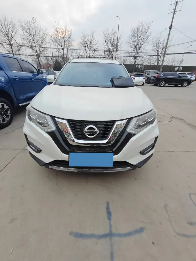 2022 Nissan X-Trail 2.0L 151HP L4 CVT,autocango,china used car exporter,china ev exporter,chinese used car exporter,chinese used ev exporter