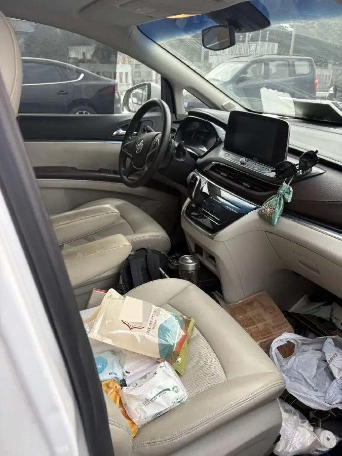 2021 Buick GL8 2.0T 237HP L4 9AT,autocango,china used car exporter,china ev exporter,chinese used car exporter,chinese used ev exporter