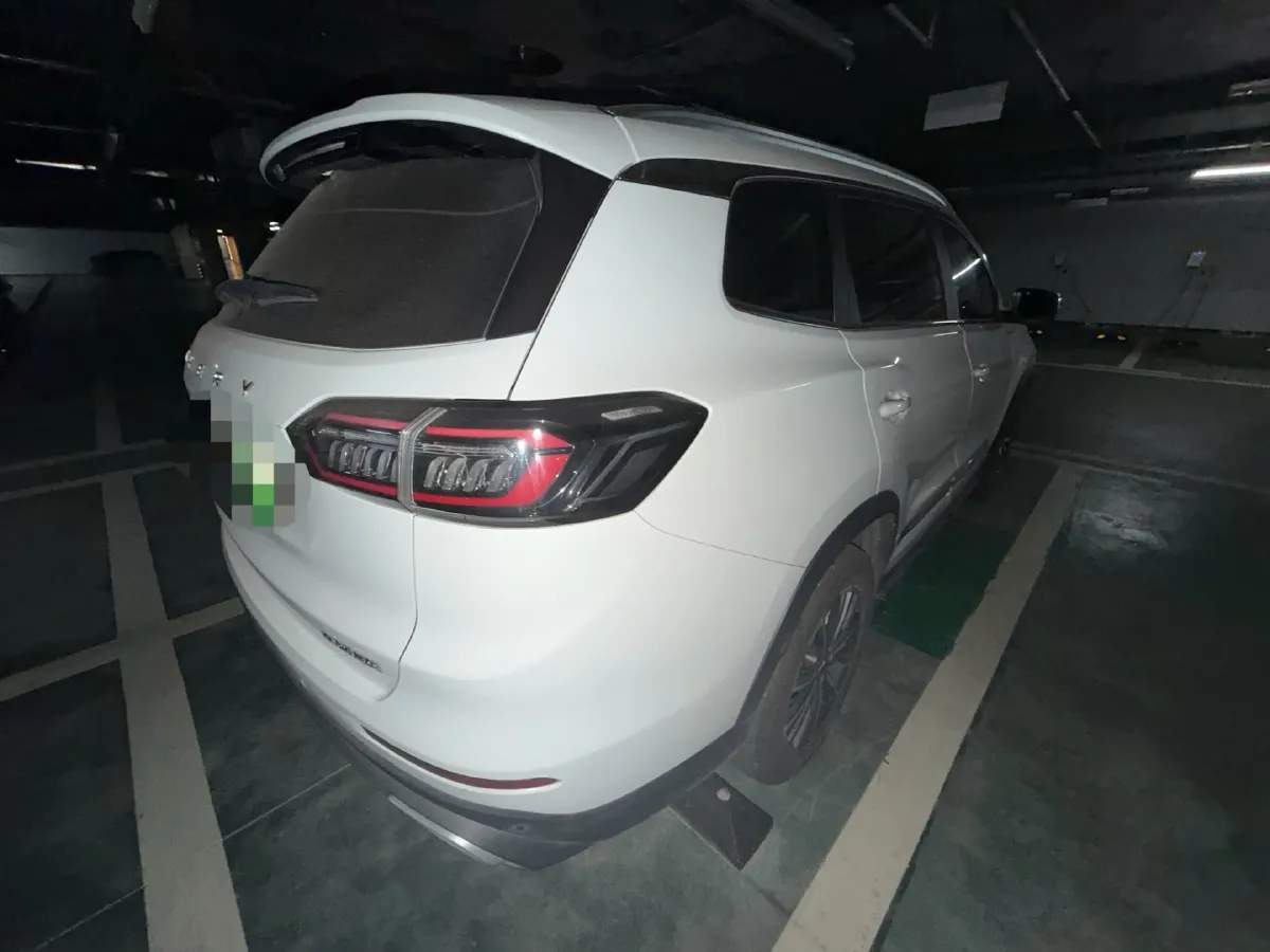 2022 HongQi E-QM5 BEV 54KWH,autocango,china used car exporter,china ev exporter,chinese used car exporter,chinese used ev exporter