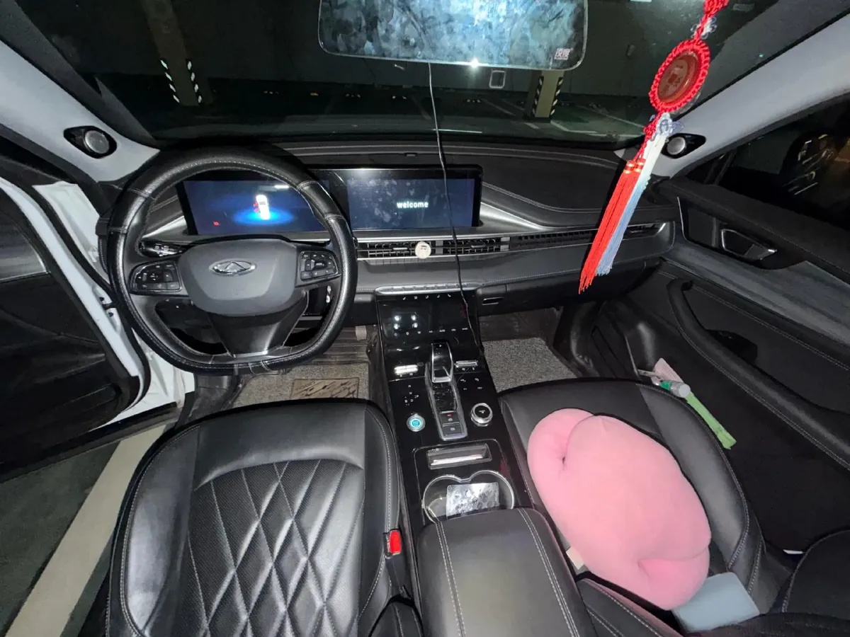 2022 HongQi E-QM5 BEV 54KWH,autocango,china used car exporter,china ev exporter,chinese used car exporter,chinese used ev exporter