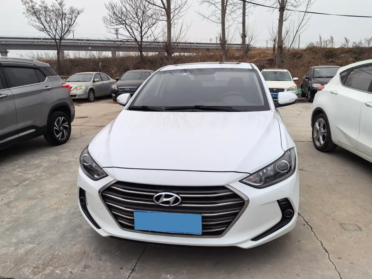 2016 Hyundai Elantra 1.6L 130HP L4 6AT,autocango,china used car exporter,china ev exporter,chinese used car exporter,chinese used ev exporter
