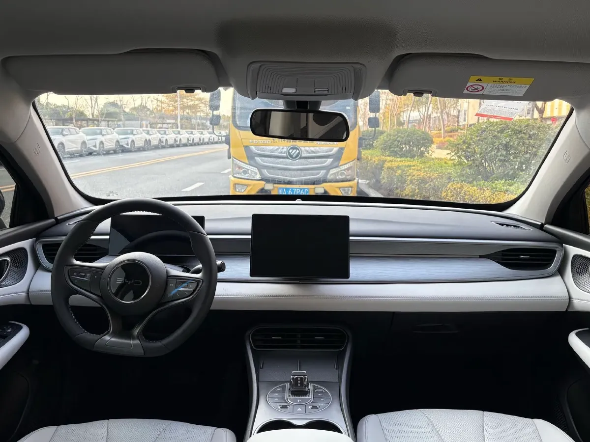 2025 BYD Seal05 DM-i 1.5L 101HP L4 E-CVT PHEV 7.68KWH,autocango,china used car exporter,china ev exporter,chinese used car exporter,chinese used ev exporter