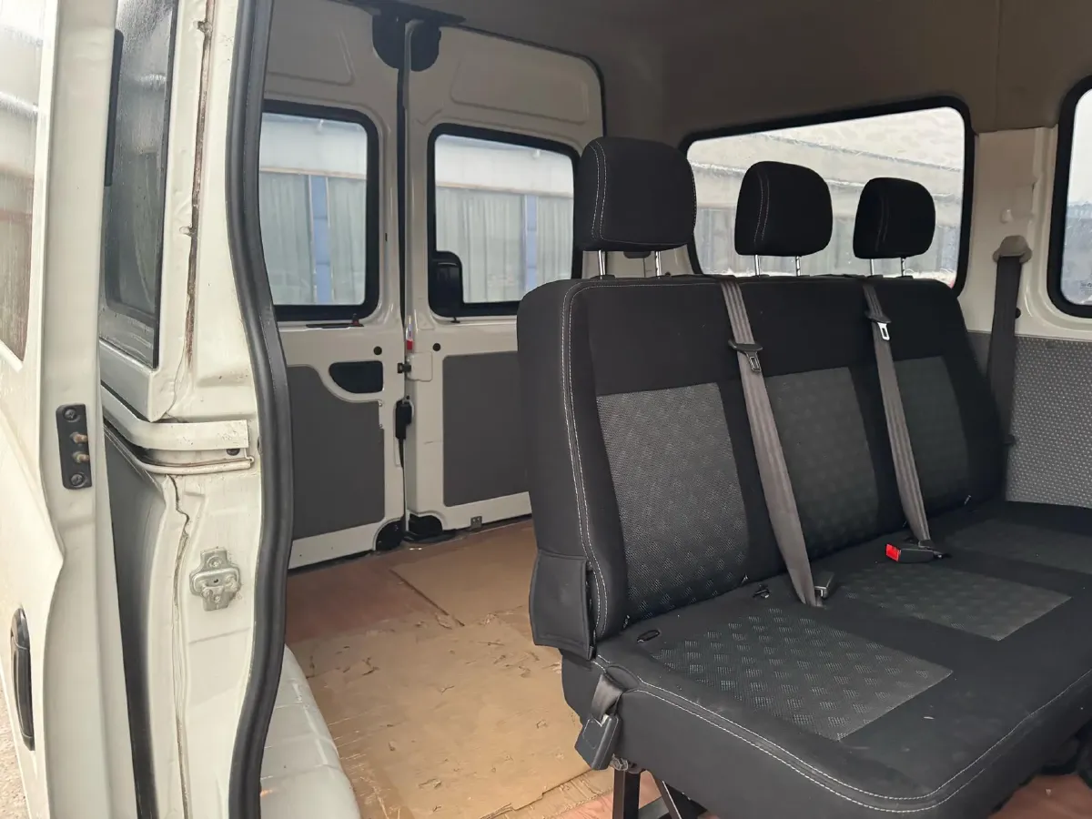 2018 MAXUS XinTu V80 2.5T 136HP L4 6MT,autocango,china used car exporter,china ev exporter,chinese used car exporter,chinese used ev exporter