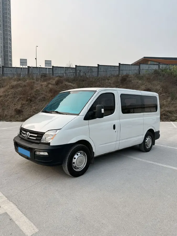 2020 MAXUS XinTu V80 2.5T 136HP L4 6MT