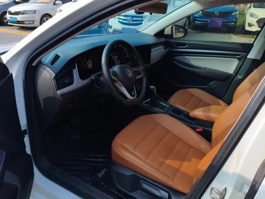 2024 Volkswagen Bora 1.2T 116HP L4 7DCT,autocango,china used car exporter,china ev exporter,chinese used car exporter,chinese used ev exporter