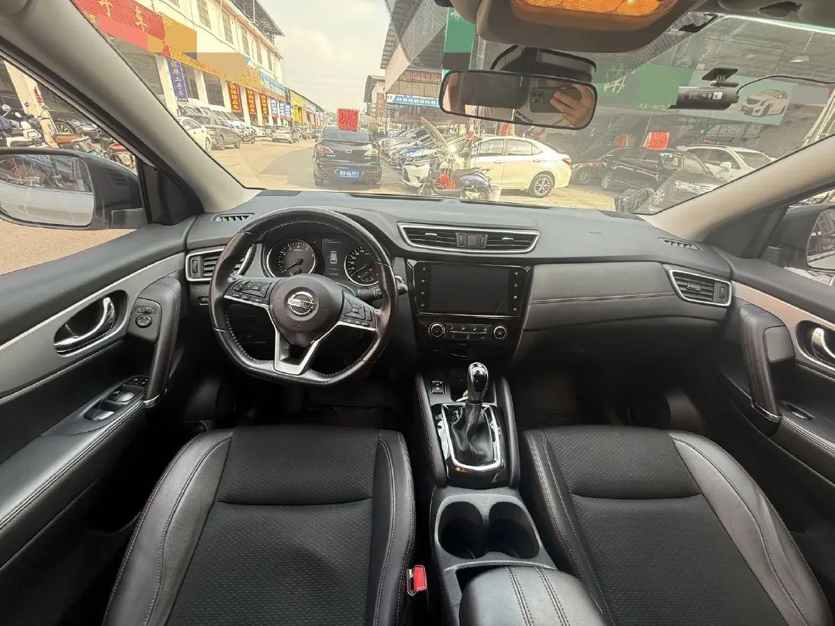 2019 Nissan Qashqai 2.0L 154HP L4 CVT,autocango,china used car exporter,china ev exporter,chinese used car exporter,chinese used ev exporter