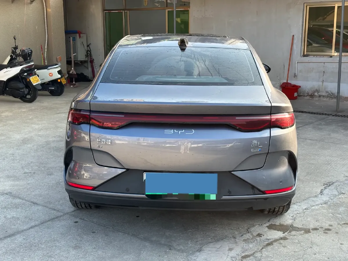2025 BYD QinL BEV,autocango,china used car exporter,china ev exporter,chinese used car exporter,chinese used ev exporter