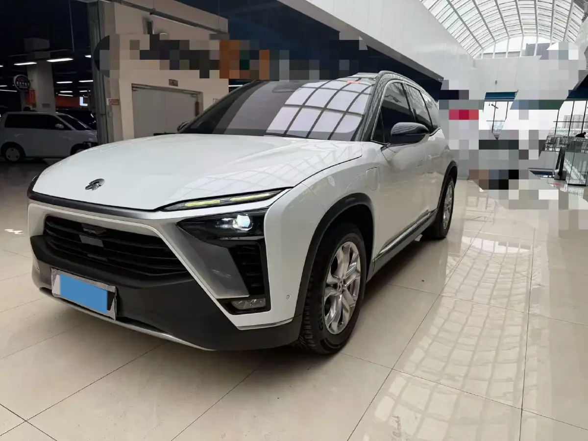 2018 NIO ES8 BEV 70KWH