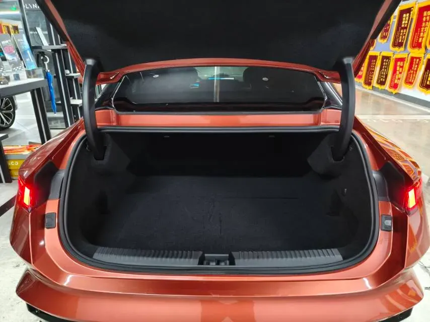 2024 Luxeed S7 BEV 100KWH,autocango,china used car exporter,china ev exporter,chinese used car exporter,chinese used ev exporter