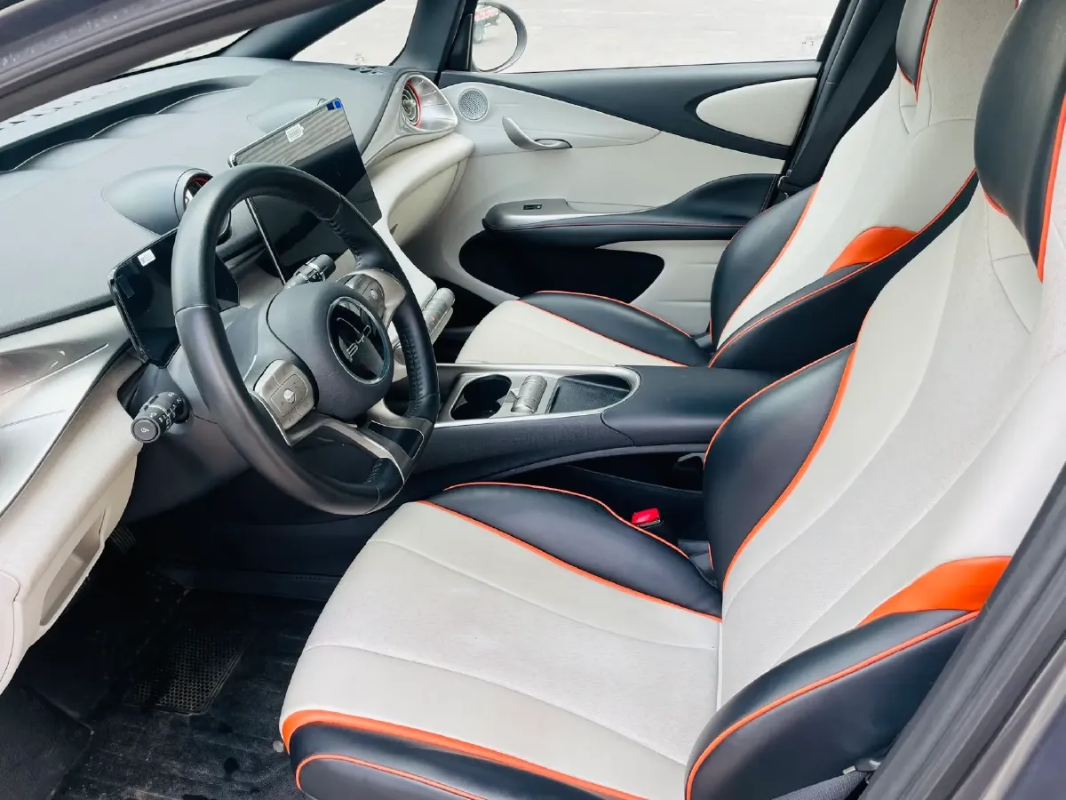 2021 Ford Escort 1.5L 122HP L3 6AT,autocango,china used car exporter,china ev exporter,chinese used car exporter,chinese used ev exporter