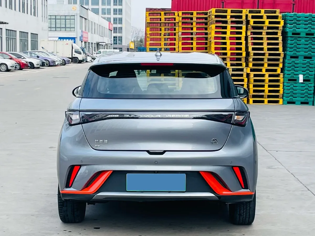 2021 Ford Escort 1.5L 122HP L3 6AT,autocango,china used car exporter,china ev exporter,chinese used car exporter,chinese used ev exporter