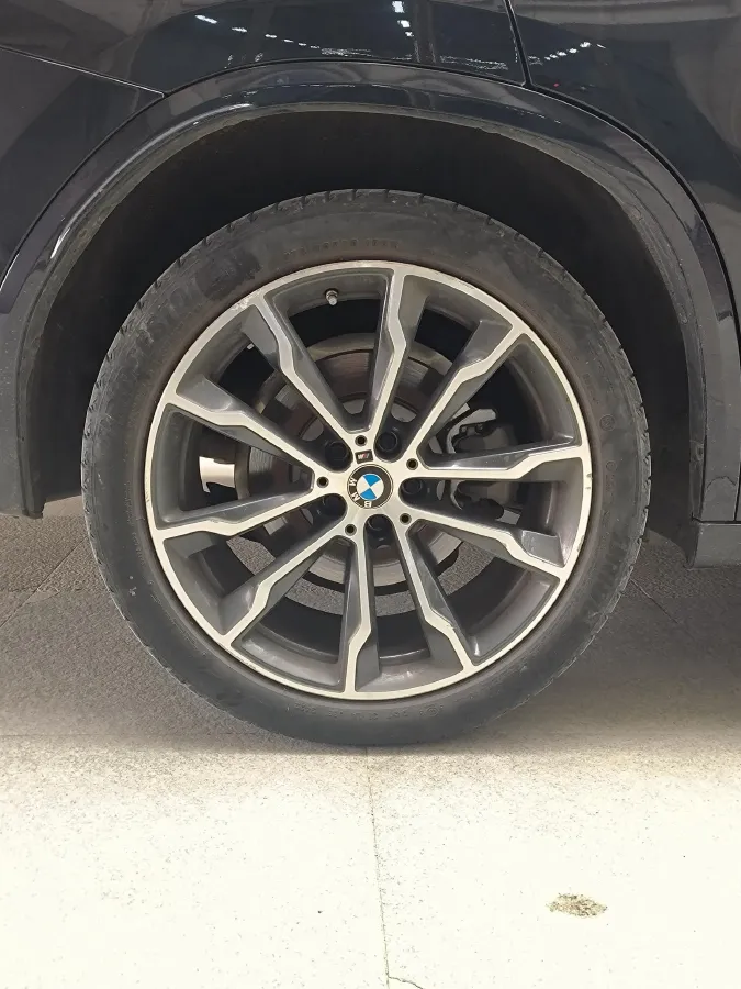 2022 BMW X3 2.0T 252HP L4 8AT,autocango,china used car exporter,china ev exporter,chinese used car exporter,chinese used ev exporter