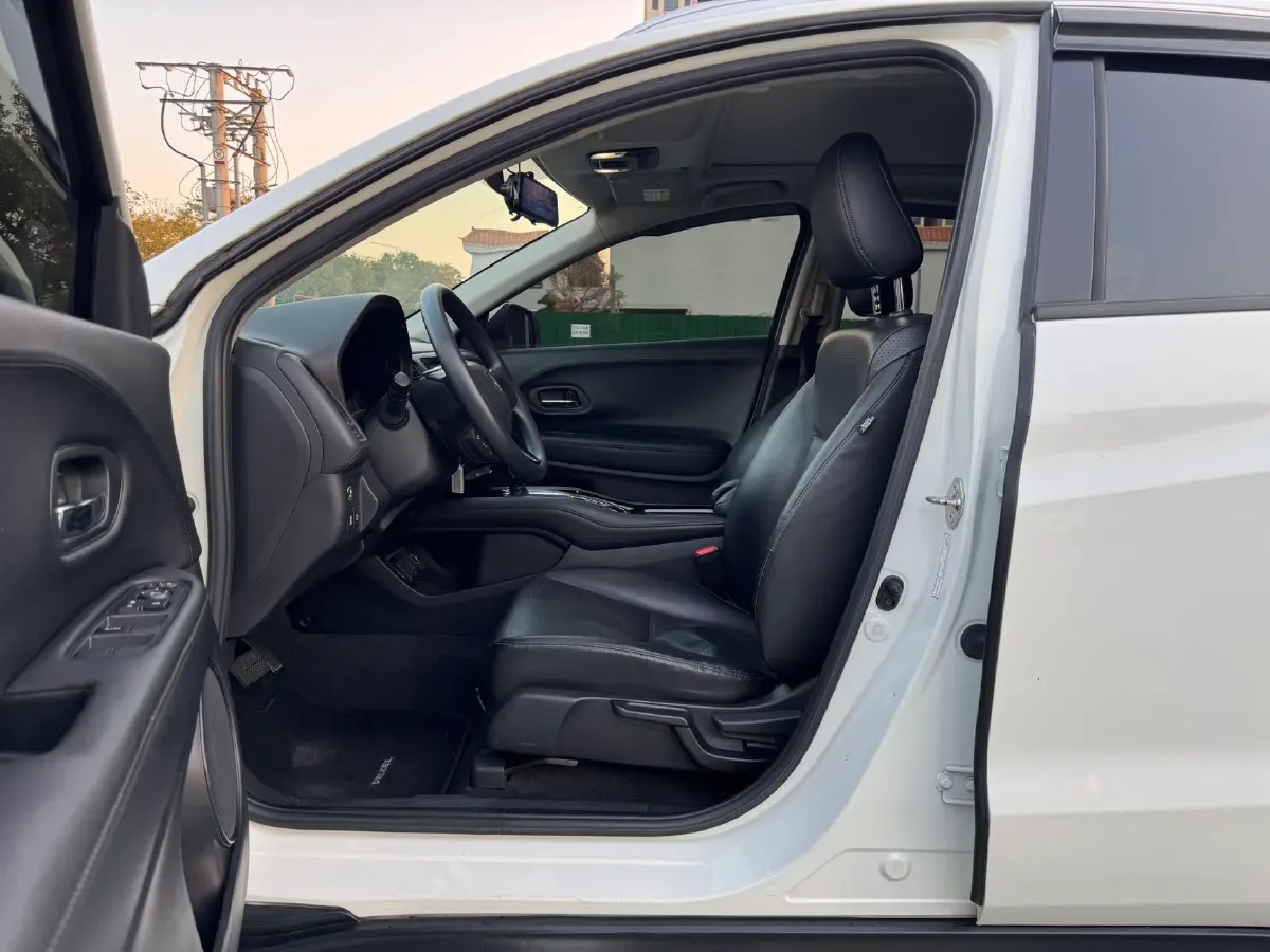 2020 Honda Vezel 1.5L 131HP L4 CVT,autocango,china used car exporter,china ev exporter,chinese used car exporter,chinese used ev exporter