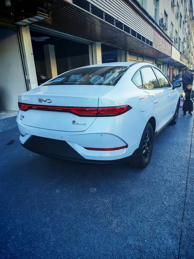 2025 BYD Qin Plus 1.5L 101HP L4 E-CVT PHEV 7.68KWH,autocango,china used car exporter,china ev exporter,chinese used car exporter,chinese used ev exporter