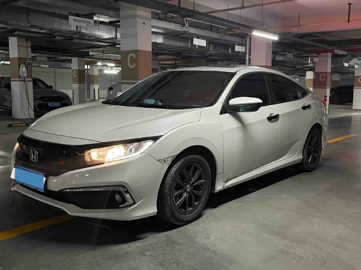 2019 Honda Civic 1.5T 177HP L4 CVT,autocango,china used car exporter,china ev exporter,chinese used car exporter,chinese used ev exporter