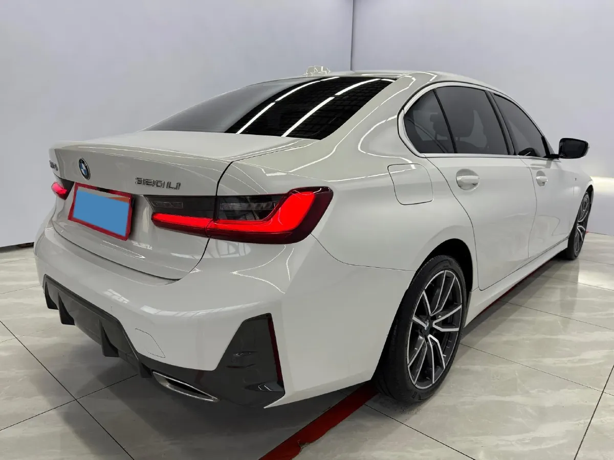 2023 BMW 3 Series 2.0T 156HP L4 8AT,autocango,china used car exporter,china ev exporter,chinese used car exporter,chinese used ev exporter