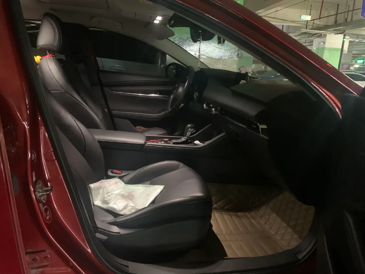 2020 Mazda 3 Axela 2.0L 158HP L4 6AT,autocango,china used car exporter,china ev exporter,chinese used car exporter,chinese used ev exporter