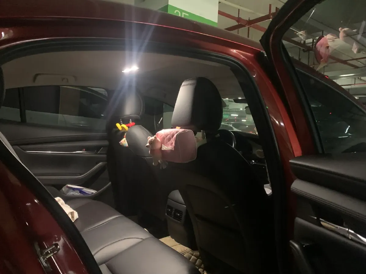 2020 Mazda 3 Axela 2.0L 158HP L4 6AT,autocango,china used car exporter,china ev exporter,chinese used car exporter,chinese used ev exporter