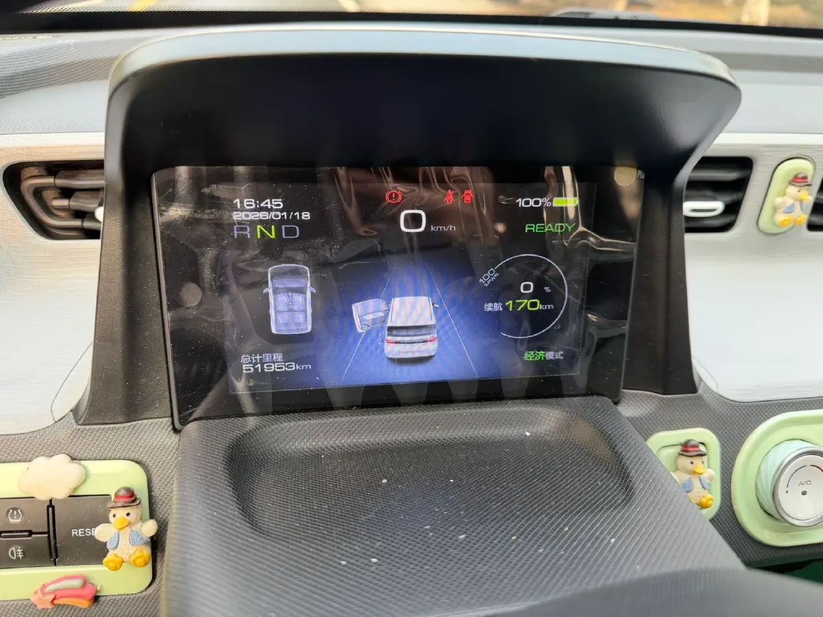 2022 WuLing HongGuang MINI EV BEV 9KWH,autocango,china used car exporter,china ev exporter,chinese used car exporter,chinese used ev exporter