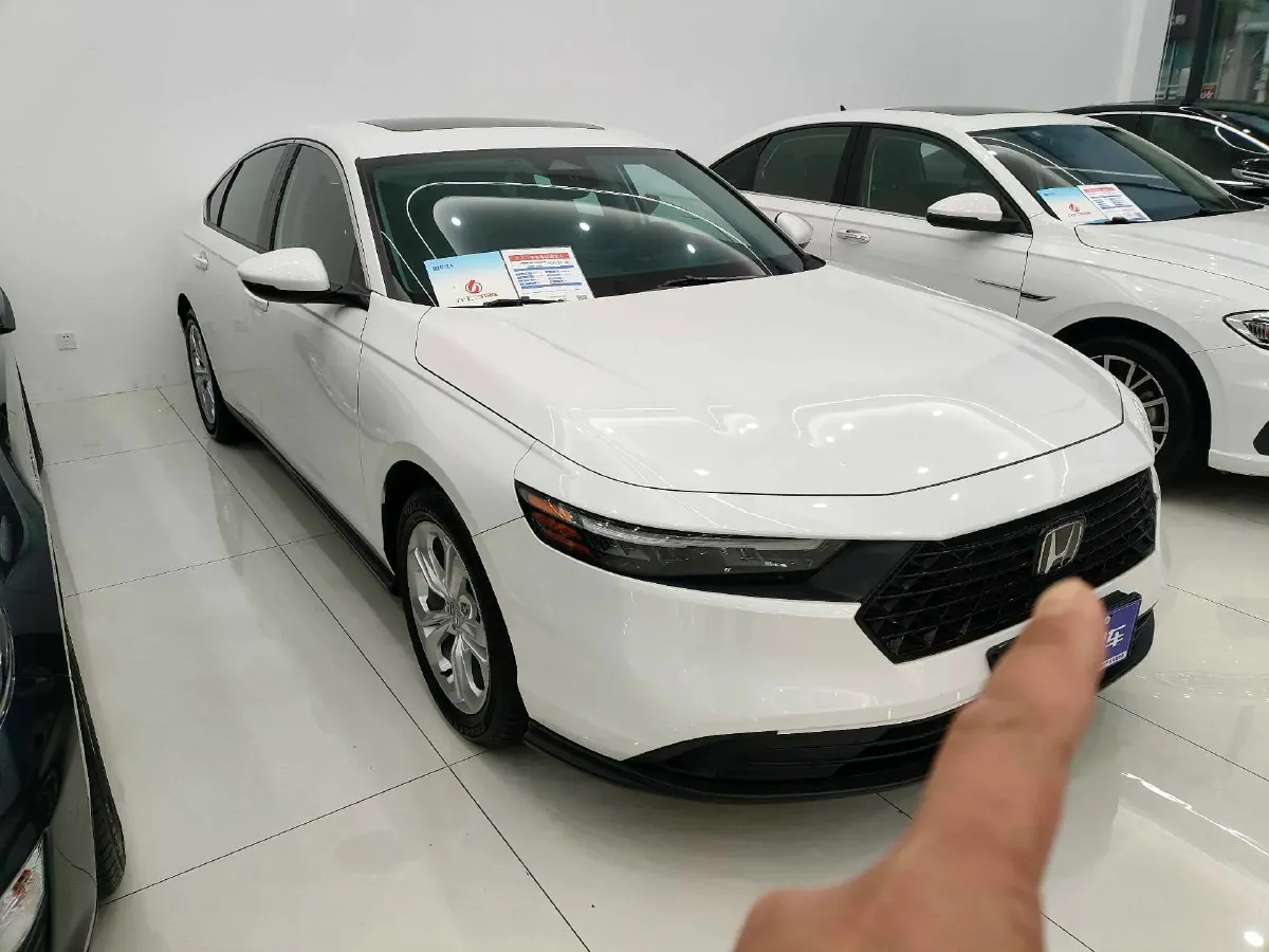 2023 Honda Accord 1.5T 192HP L4 CVT,autocango,china used car exporter,china ev exporter,chinese used car exporter,chinese used ev exporter