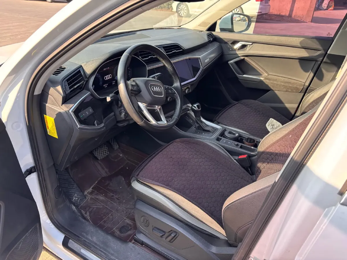 2021 Audi Q3 1.4T 150HP L4 7DCT,autocango,china used car exporter,china ev exporter,chinese used car exporter,chinese used ev exporter