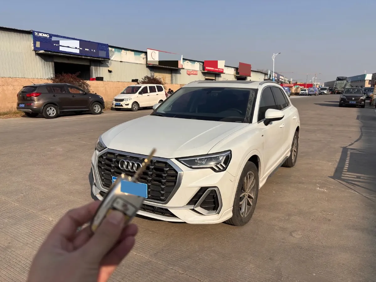 2021 Audi Q3 1.4T 150HP L4 7DCT,autocango,china used car exporter,china ev exporter,chinese used car exporter,chinese used ev exporter