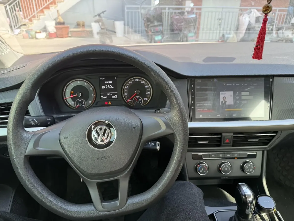 2018 Landwind XiaoYao 1.5T 163HP L4 CVT,autocango,china used car exporter,china ev exporter,chinese used car exporter,chinese used ev exporter