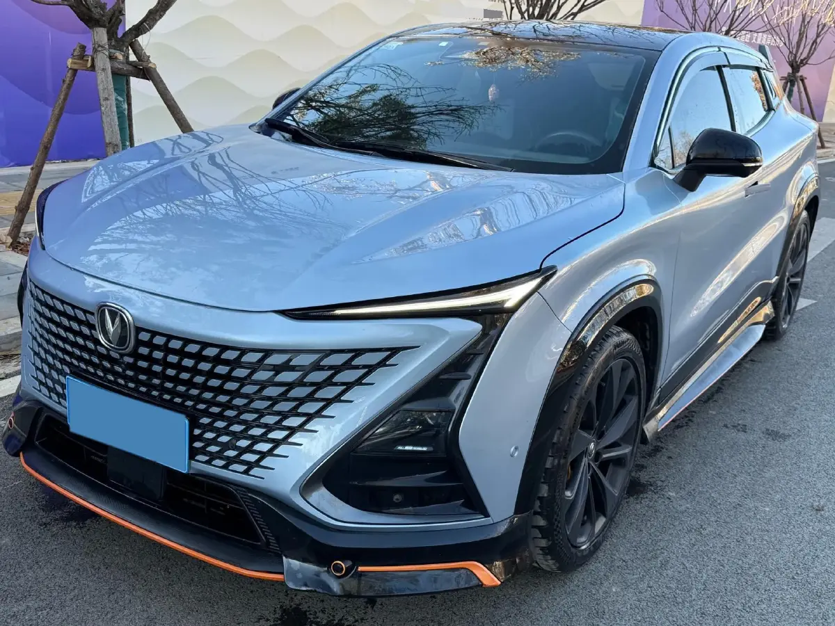 2021 ChangAn UNI-T 1.5T 180HP L4 7DCT