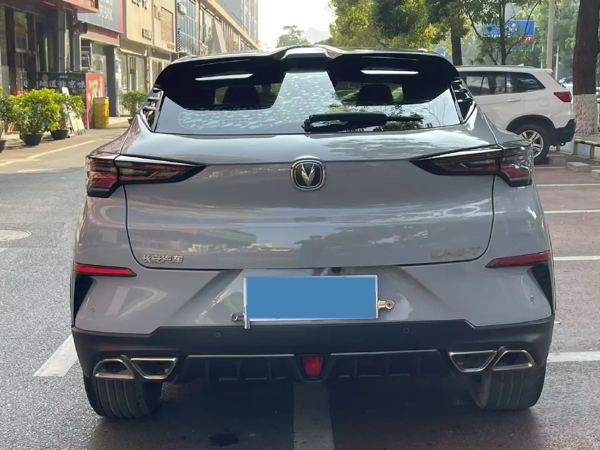 2020 ChangAn UNI-T 1.5T 180HP L4 7DCT,autocango,china used car exporter,china ev exporter,chinese used car exporter,chinese used ev exporter