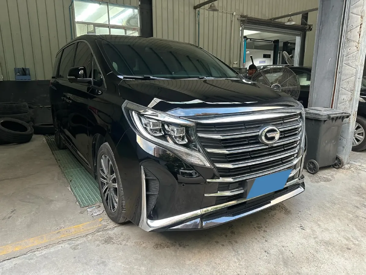 2021 GAC Trumpchi M8 2.0T 252HP L4 8AT,autocango,china used car exporter,china ev exporter,chinese used car exporter,chinese used ev exporter