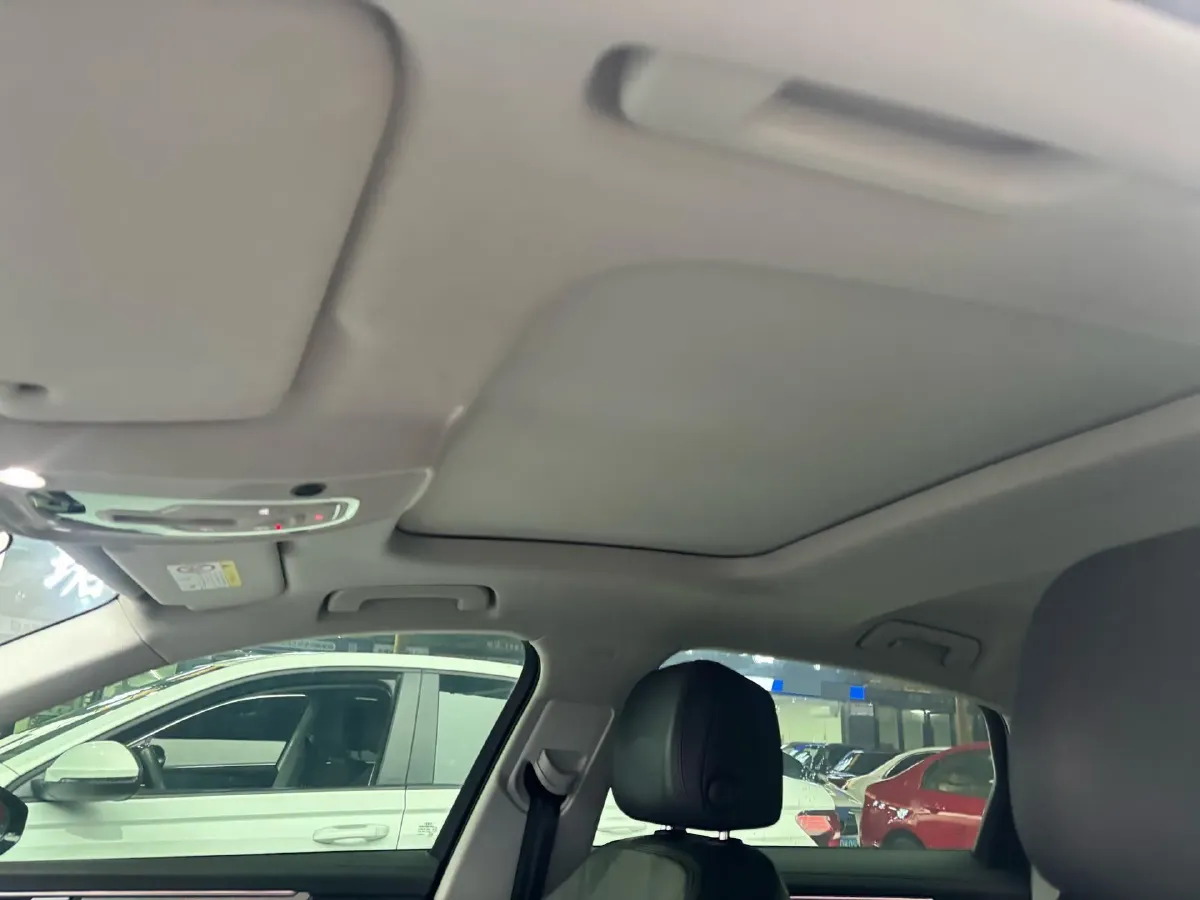 2021 Audi A6L 2.0T 190HP L4 7DCT,autocango,china used car exporter,china ev exporter,chinese used car exporter,chinese used ev exporter