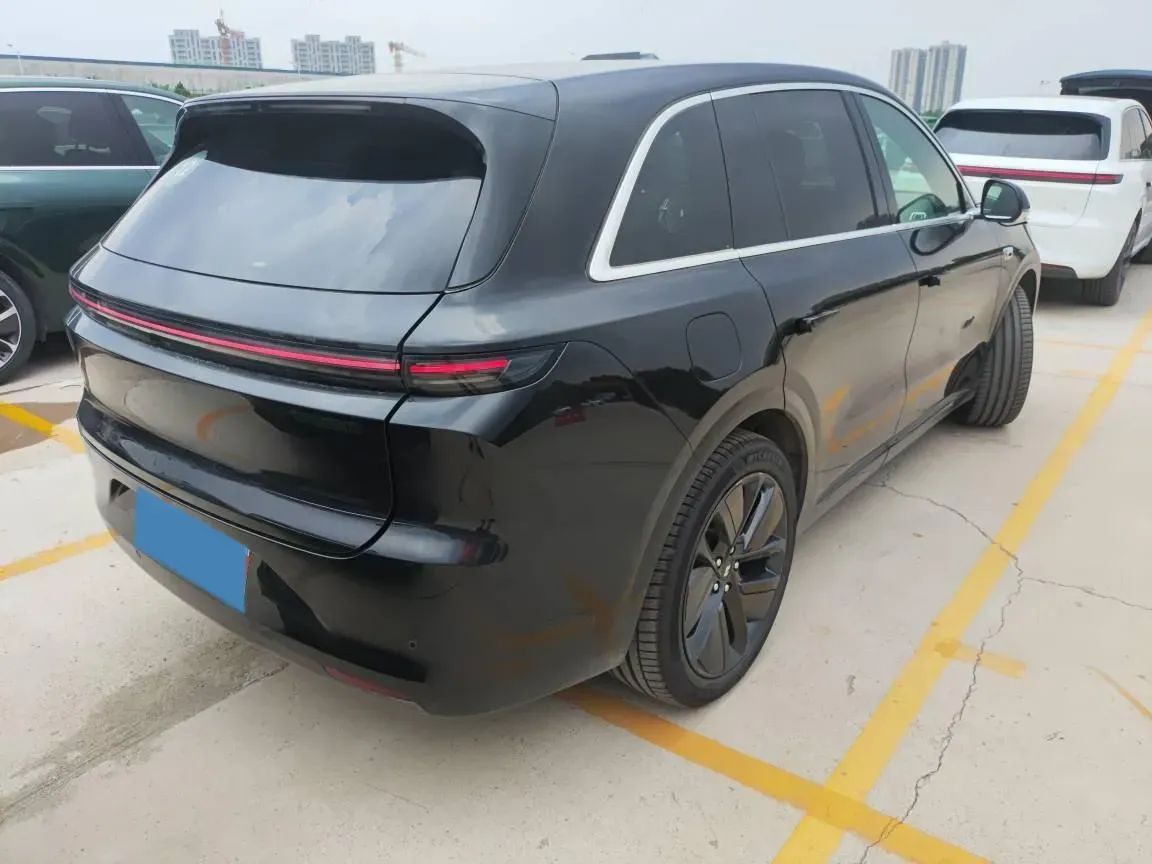 2024 Li L6 Range Extended 154HP L4 REEV 36.8KWH,autocango,china used car exporter,china ev exporter,chinese used car exporter,chinese used ev exporter