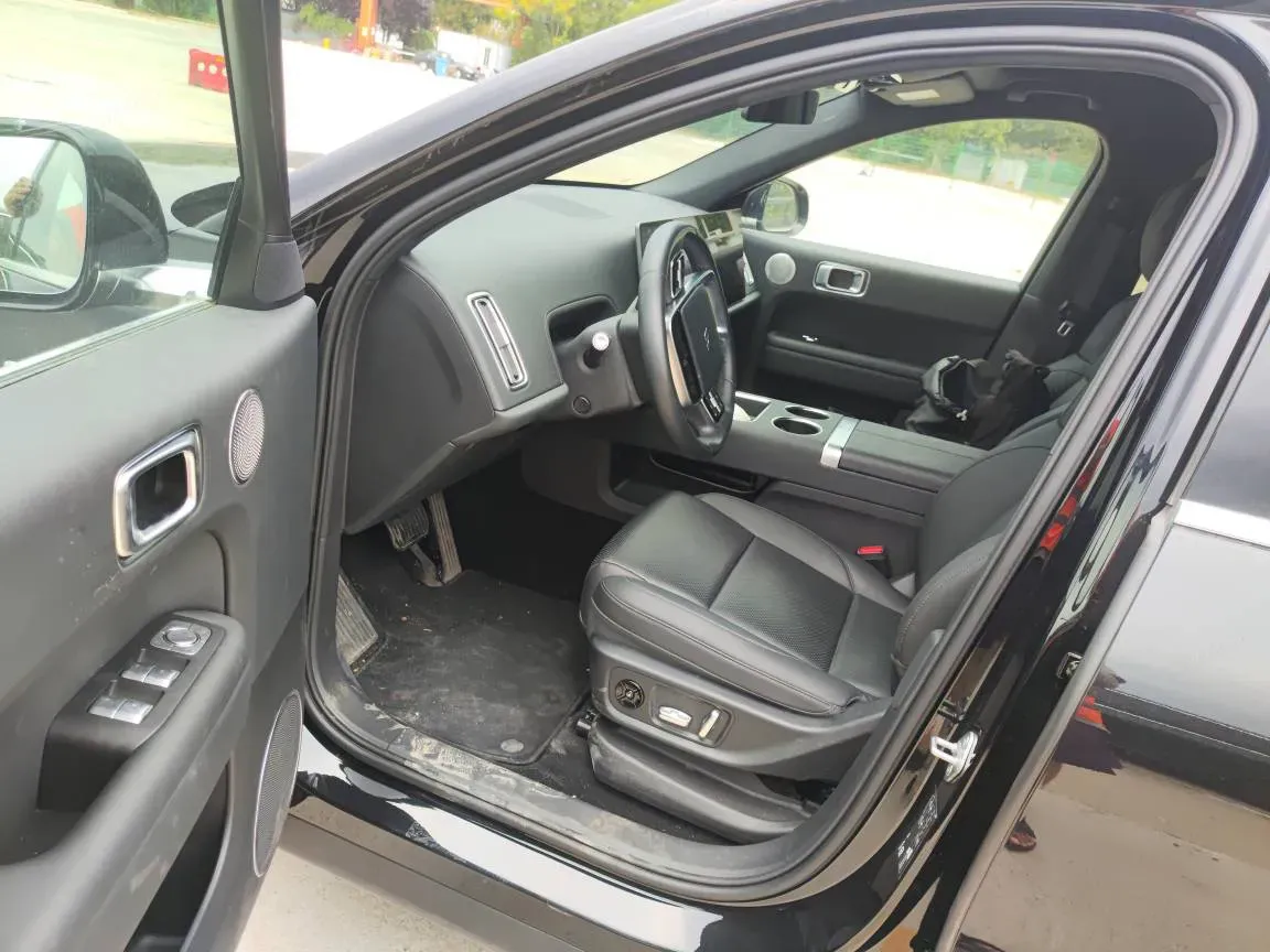 2024 Li L6 Range Extended 154HP L4 REEV 36.8KWH,autocango,china used car exporter,china ev exporter,chinese used car exporter,chinese used ev exporter