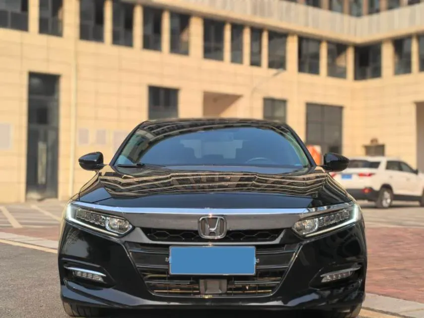 2018 Honda Accord 2.0L 146HP L4 E-CVT Hybrid,autocango,china used car exporter,china ev exporter,chinese used car exporter,chinese used ev exporter