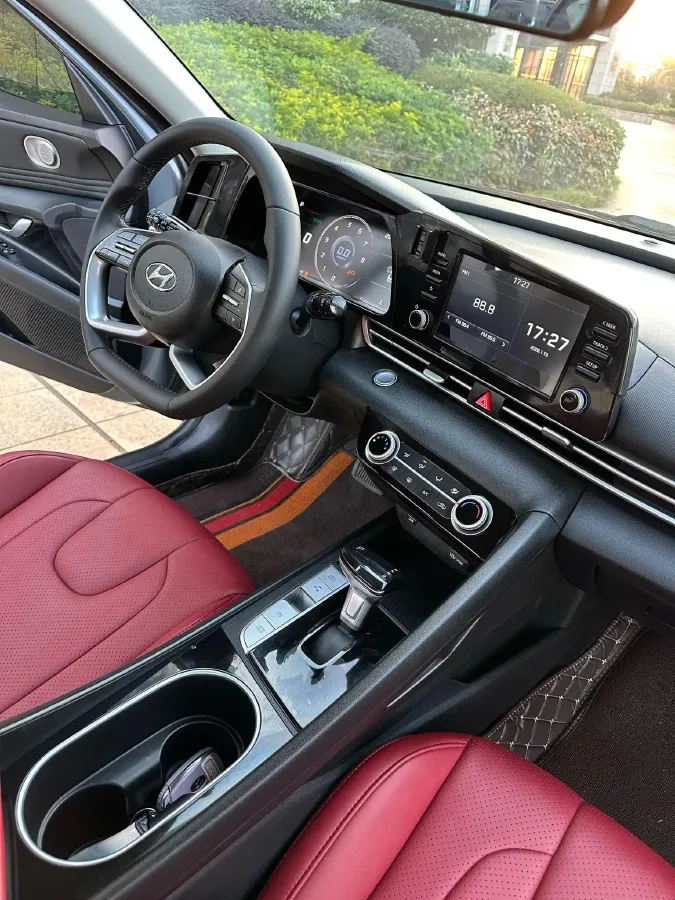 2022 Hyundai Elantra 1.5L 115HP L4 CVT,autocango,china used car exporter,china ev exporter,chinese used car exporter,chinese used ev exporter