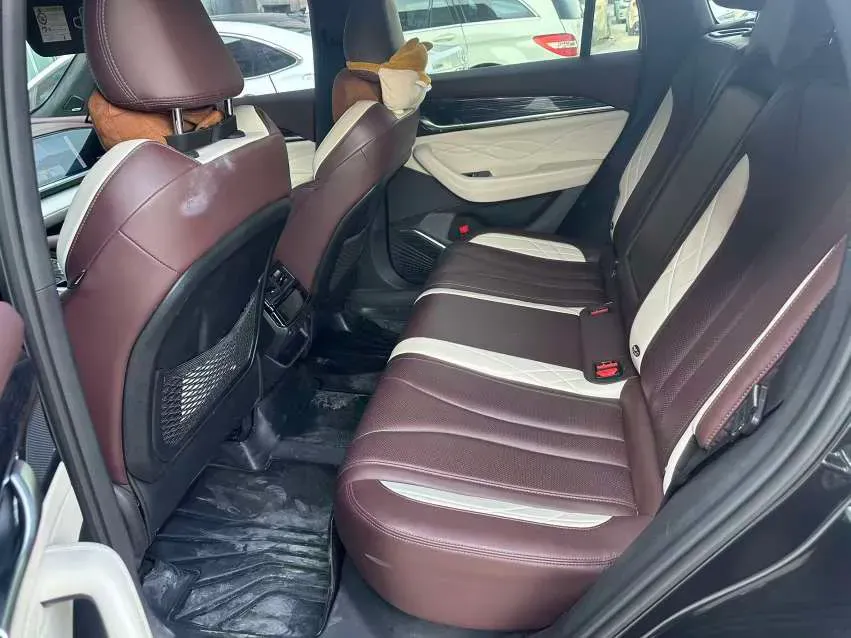 2021 Geely Monjaro 2.0T 218HP L4 7DCT,autocango,china used car exporter,china ev exporter,chinese used car exporter,chinese used ev exporter