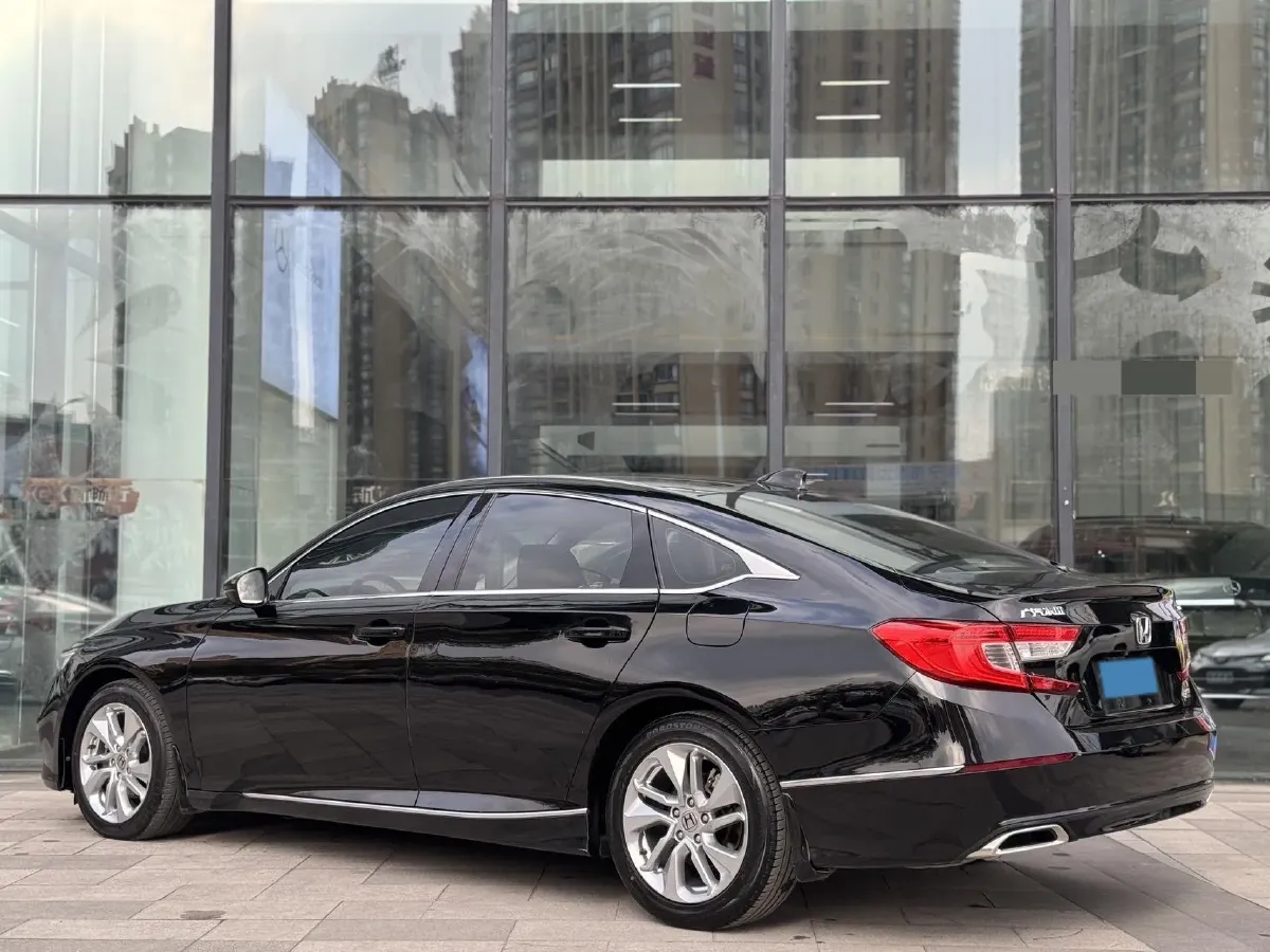 2018 Honda Accord 1.5T 194HP L4 CVT,autocango,china used car exporter,china ev exporter,chinese used car exporter,chinese used ev exporter